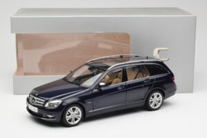 Mercedes C-Class S204 T-Modell Tanzanite Blau AUTOart 1:18 B66962352 Metall – Bild 8 von 8