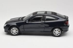 Mercedes C-Class Sports Coupe CL203 Blau Maisto 1:18 B66962124 Metall – Bild 4 von 8