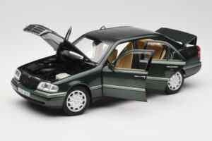 Mercedes C-Class W202 Malachite Green Norev 1:18 183372 Metall – Bild 2 von 8