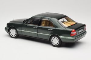 Mercedes C-Class W202 Malachite Green Norev 1:18 183372 Metall – Bild 6 von 8