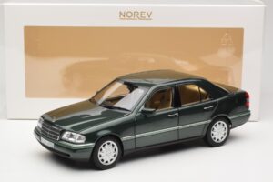 Mercedes C-Class W202 Malachite Green Norev 1:18 183372 Metall – Bild 8 von 8