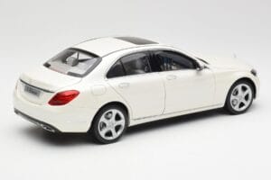 Mercedes C-Class W205 Diamond Weiss Metallic Norev 1:18 B66960256 Metall – Bild 3 von 8