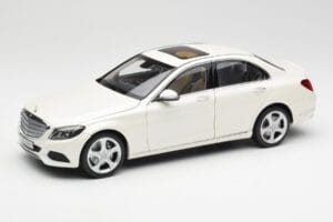 Mercedes C-Class W205 Diamond Weiss Metallic Norev 1:18 B66960256 Metall