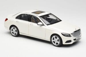 Mercedes C-Class W205 Diamond Weiss Metallic Norev 1:18 B66960256 Metall – Bild 6 von 8
