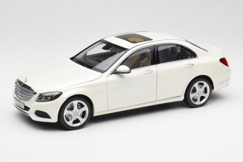 Mercedes C-Class W205 Diamond Weiss Metallic Norev 1:18 B66960256 Metall