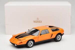 Mercedes C111 II White Autumn Metallic Norev 1:18 183050 Metall – Bild 10 von 10