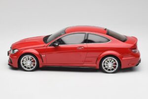 Mercedes AMG C63 W204 Rot 2nd Choice GT Spirit 1:18 GT065-D1 Resin – Bild 3 von 6