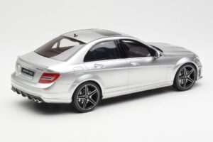 Mercedes C63 AMG W204 Silber GT Spirit 1:18 GT462 Resin – Bild 2 von 6