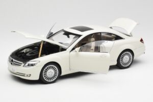 Mercedes CL500 C216 Calcit Weiss AUTOart 1:18 B66962341 Metall – Bild 2 von 8