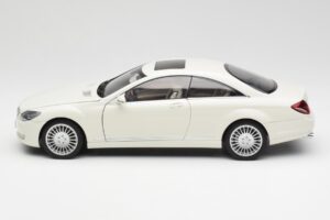 Mercedes CL500 C216 Calcit Weiss AUTOart 1:18 B66962341 Metall – Bild 4 von 8