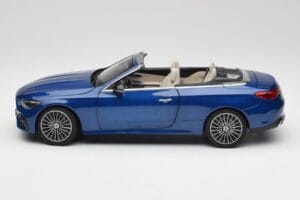 Mercedes CLE Cabriolet A236 Blau Norev 1:18 B66960653 Metall – Bild 5 von 9