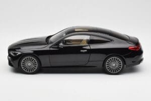 Mercedes CLE C236 Coupe Obsidian Schwarz Metallic Norev 1:18 183937 Metall – Bild 4 von 8