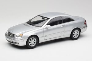 Mercedes CLK 500 C209 Silber Kyosho 1:18 B66962144 Metall