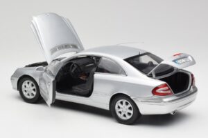 Mercedes CLK 500 C209 Silber Kyosho 1:18 B66962144 Metall – Bild 5 von 8
