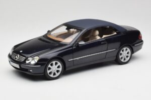 Mercedes CLK 500 W209 Cabriolet Dunkelblau Metallic Kyosho 1:18 B66962174 Metall – Bild 3 von 9