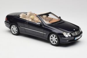 Mercedes CLK 500 W209 Cabriolet Dunkelblau Metallic Kyosho 1:18 B66962174 Metall – Bild 7 von 9