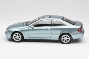 Mercedes CLK 500 W209 Hellblau Metallic Kyosho 1:18 B66962192 Metall – Bild 4 von 8