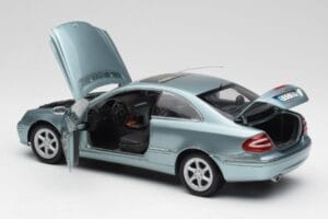 Mercedes CLK 500 W209 Hellblau Metallic Kyosho 1:18 B66962192 Metall – Bild 5 von 8