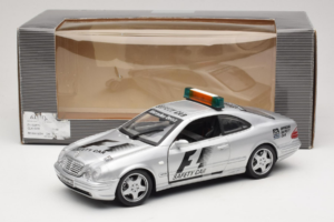 Mercedes AMG CLK 55 F1 Safety Car Maisto 1:18 B66005234 Metall – Bild 6 von 6