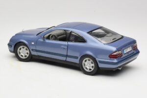 Mercedes CLK C208 Lila Anson 1:18 30330 Metall – Bild 7 von 8
