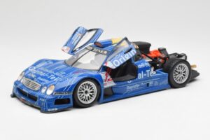 Mercedes CLK GTR #12 Original Teile FIA GT 1999 Maisto 1:18 56036 Metall – Bild 2 von 7