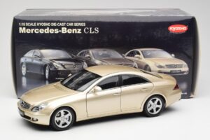 Mercedes CLS C219 Hell Beige Gold Kyosho 1:18 08401LBE Metall – Bild 8 von 8