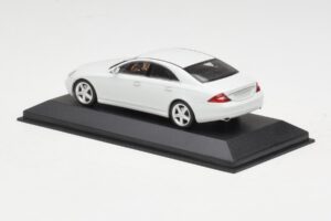 Mercedes CLS-Class C219 Linea Weiss Minichamps 1:43 436034300 Metall – Bild 3 von 4