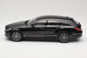 Mercedes CLS Shooting Brake X218 Obsidian Black Norev 1:18 B66960115 Metall – Bild 4 von 8