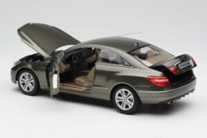 Mercedes E-Class Coupe C207 Titanite Grau Metallic Minichamps 1:18 B66962419 Metall – Bild 5 von 8