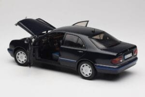 Mercedes E-Class W210 E320 Schwarz Sun Star 1:18 1151 Metall – Bild 5 von 8