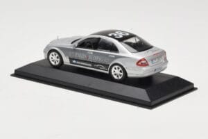 Mercedes E-Class W211 #36 Paris-Beijing 2006 Replacement Box Minichamps 1:43 B66962270-R Metall – Bild 3 von 4