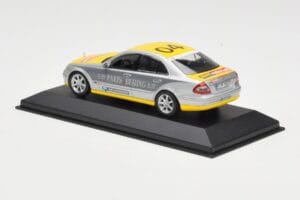 Mercedes E-Class W211 #4 Team ADAC Paris-Beijing 2006 Replacement Box Minichamps 1:43 B66962260-R Metall – Bild 3 von 4