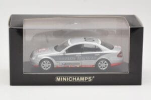 Mercedes E-Class W211 #7 Team AutoBild Paris-Beijing 2006 Replacement Box Minichamps 1:43 MB001 Metall – Bild 4 von 4