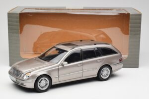 Mercedes E320 CDI W210 T-Modell Cubanite Silber Kyosho 1:18 B66962188 Metall – Bild 8 von 8