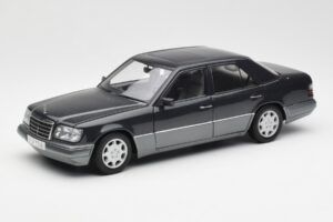 Mercedes E320 W124 Nautik Blau Metallic Dealer Edition AUTOart 1:18 B66040508 Metall
