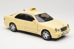 Mercedes E320 W210 Taxi Sun Star 1:18 1160 Metall – Bild 6 von 8
