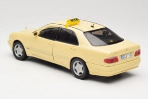 Mercedes E320 W210 Taxi Sun Star 1:18 1160 Metall – Bild 7 von 8