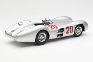 Mercedes W196 Streamliner #20 K. Kling French GP 1954 CMC 1:18 M-128B Metall – Bild 2 von 6