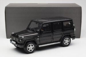 Mercedes G 500 W463 Schwarz Dealer Edition AUTOart 1:18 B66962143 Metall – Bild 8 von 8