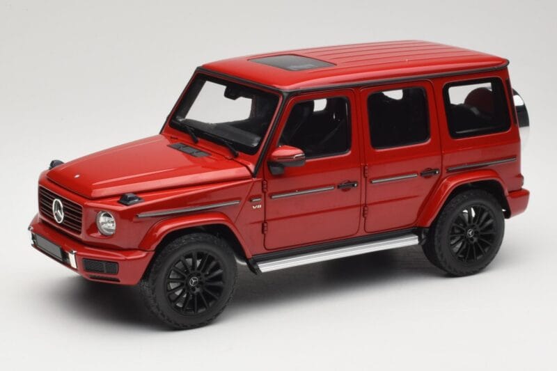 Mercedes G 500 W463 Rot Minichamps 1:18 110037101 Metall