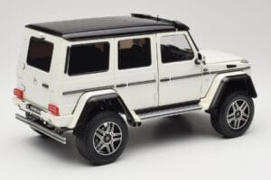 Mercedes G 63 AMG 4x4 Squared Polar White Almost Real 1:18 820203 Metall – Bild 3 von 8