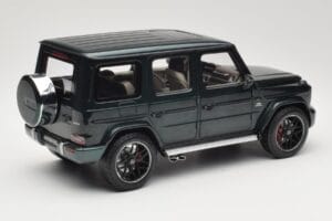 Mercedes G 63 AMG W463 Green Metallic Minichamps 1:18 110037066 Metall – Bild 3 von 8