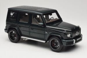 Mercedes G 63 AMG W463 Green Metallic Minichamps 1:18 110037066 Metall – Bild 6 von 8
