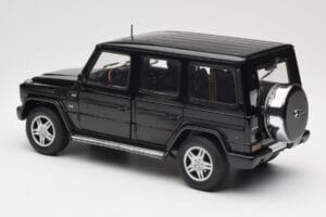 Mercedes G-Class G 500 W463 Smaragd Black Metallic AUTOart 1:18 76101 Metall – Bild 7 von 8