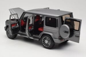 Mercedes G-Class G500 W463A Designo Platinum Magno Minichamps 1:18 B66960811 Metall – Bild 5 von 8