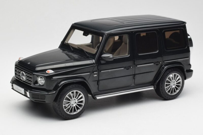 Mercedes G-Class G500 W463A Emerald Green Minichamps 1:18 B66960810 Metall