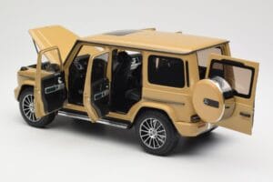 Mercedes G-Class G 500 W463A Solarbeam Yellow Metallic Minichamps 1:18 113037108 Metall – Bild 5 von 8