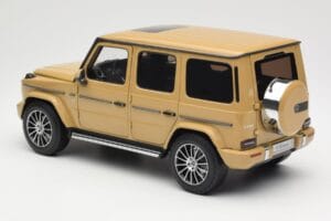 Mercedes G-Class G 500 W463A Solarbeam Yellow Metallic Minichamps 1:18 113037108 Metall – Bild 7 von 8