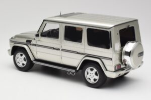 Mercedes G-Class G55 AMG W463 Iridium Silber Otto 1:18 OT1126 Resin – Bild 5 von 6