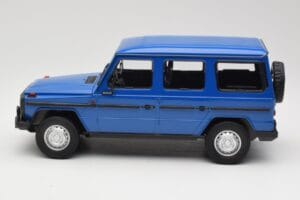 Mercedes G-Class W460 LWB Dunkelblau Minichamps 1:18 155038100 Metall – Bild 3 von 6